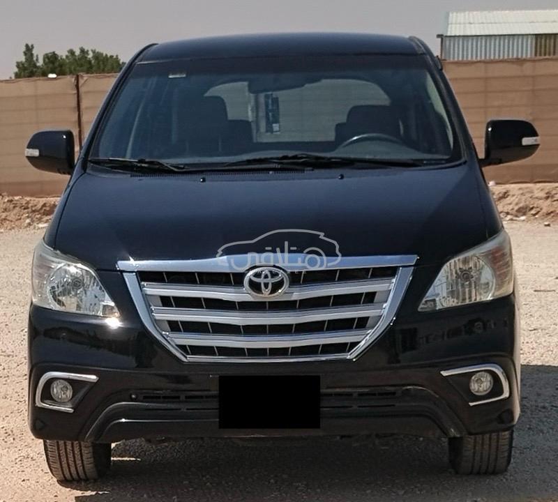 تويوتا انوفا 2015 للبيع الرياض