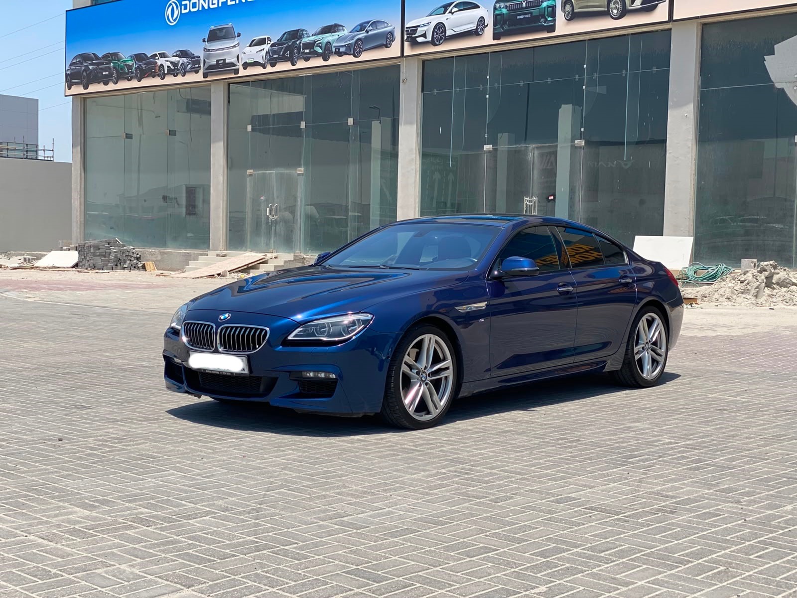 بي إم دبليو 640i 2016 (أزرق)