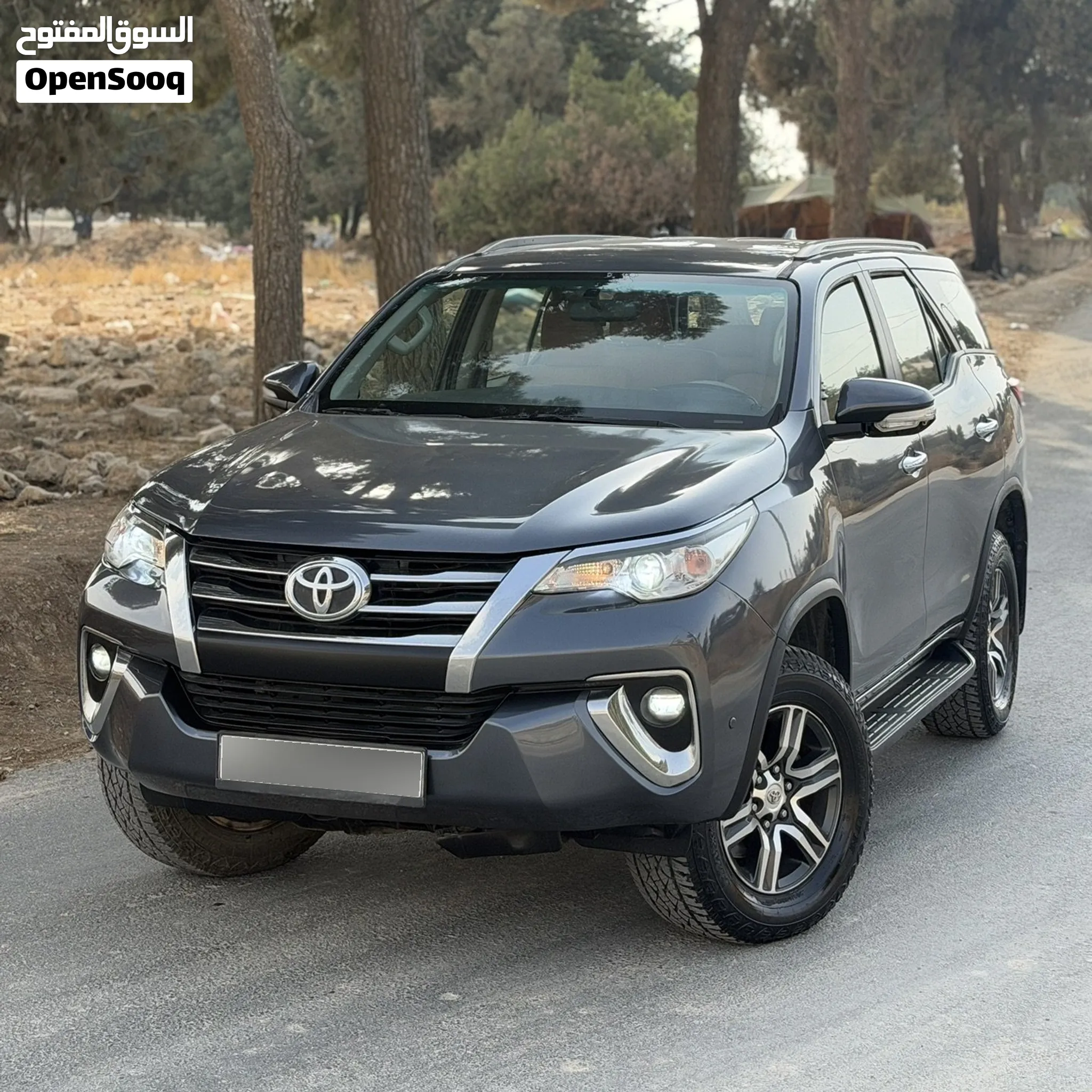 TOYOTA FORTUNER 2017