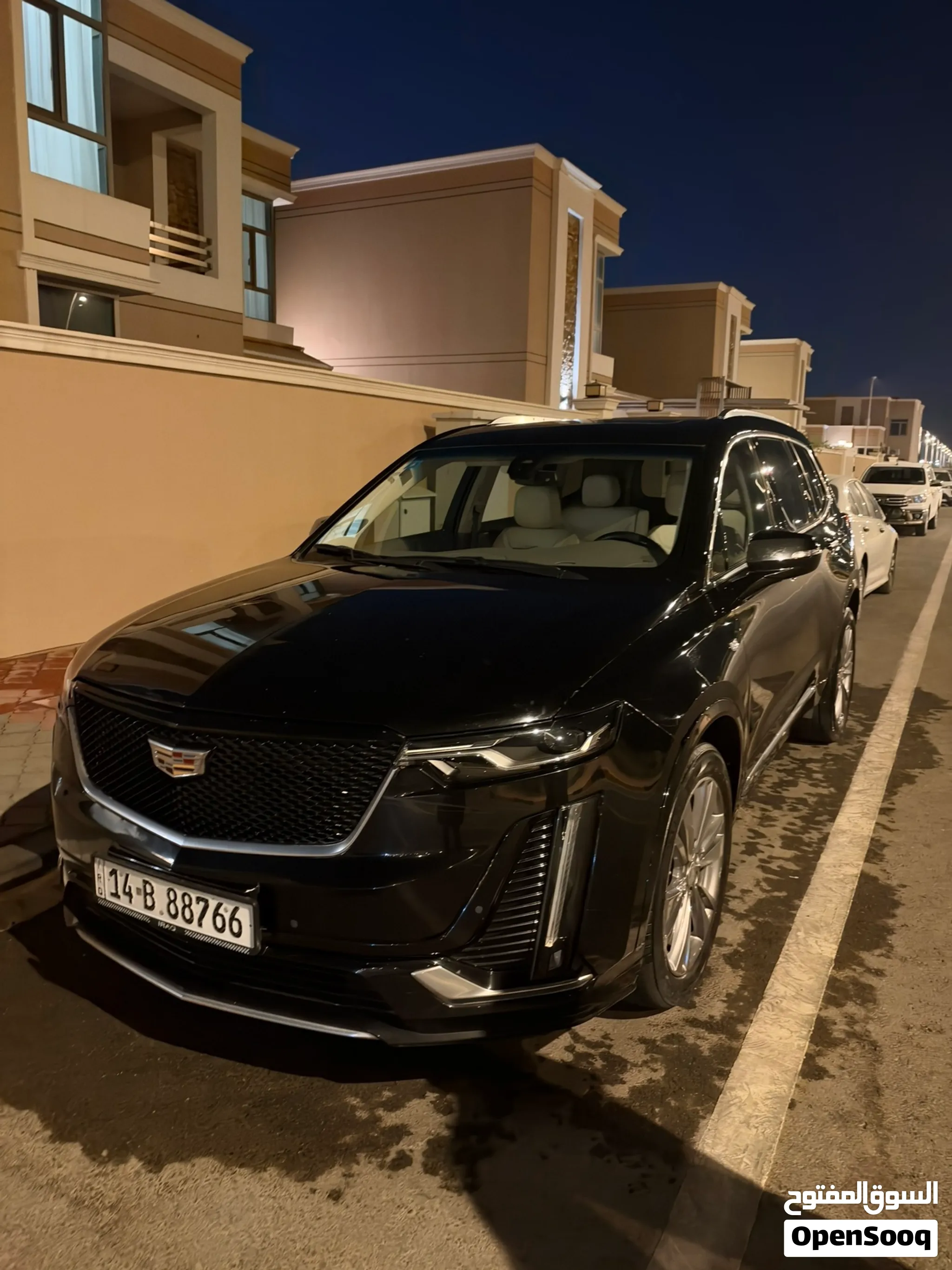 كاديلاك XT6 2023
