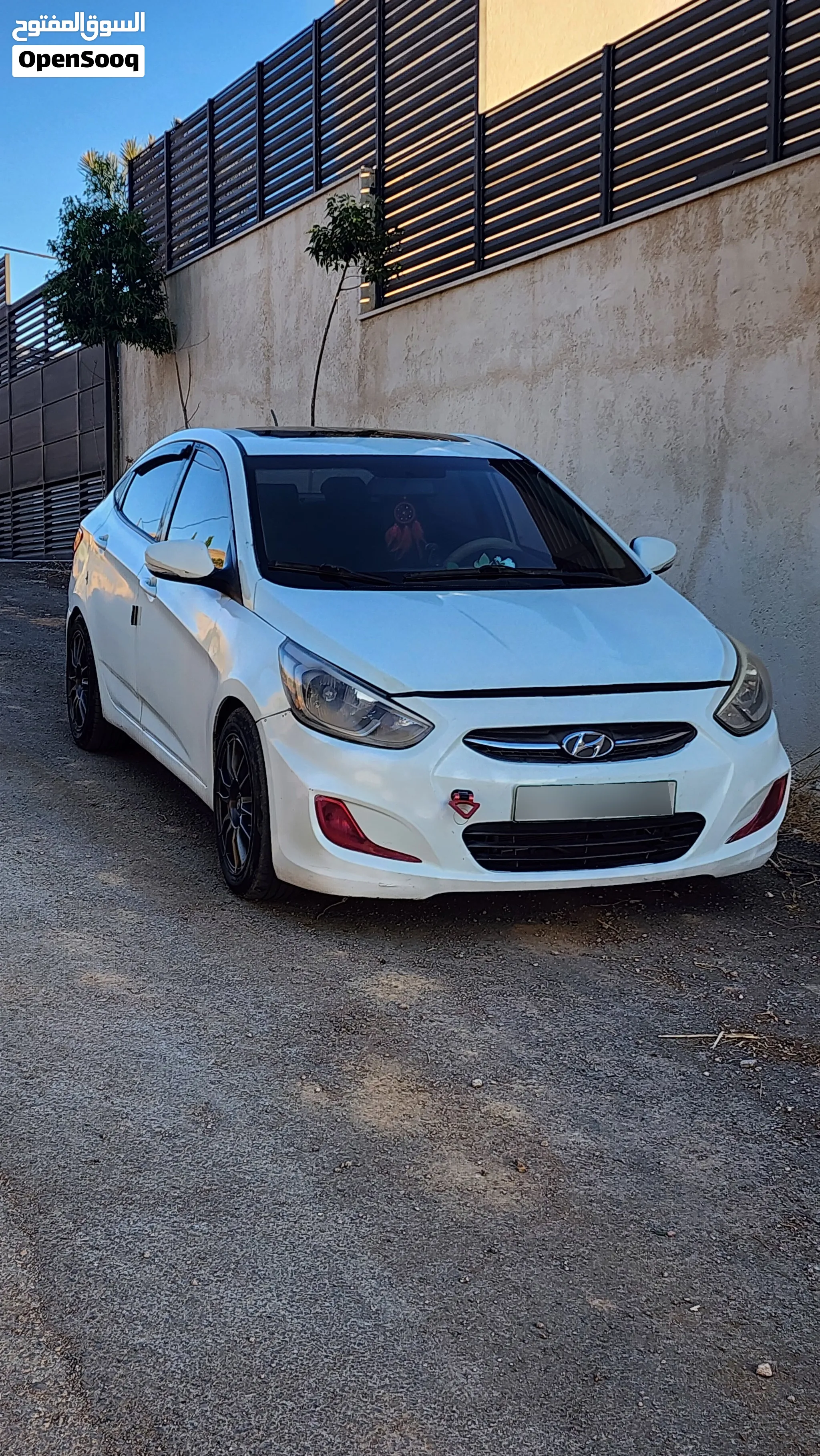 Hyundai Accent 2013