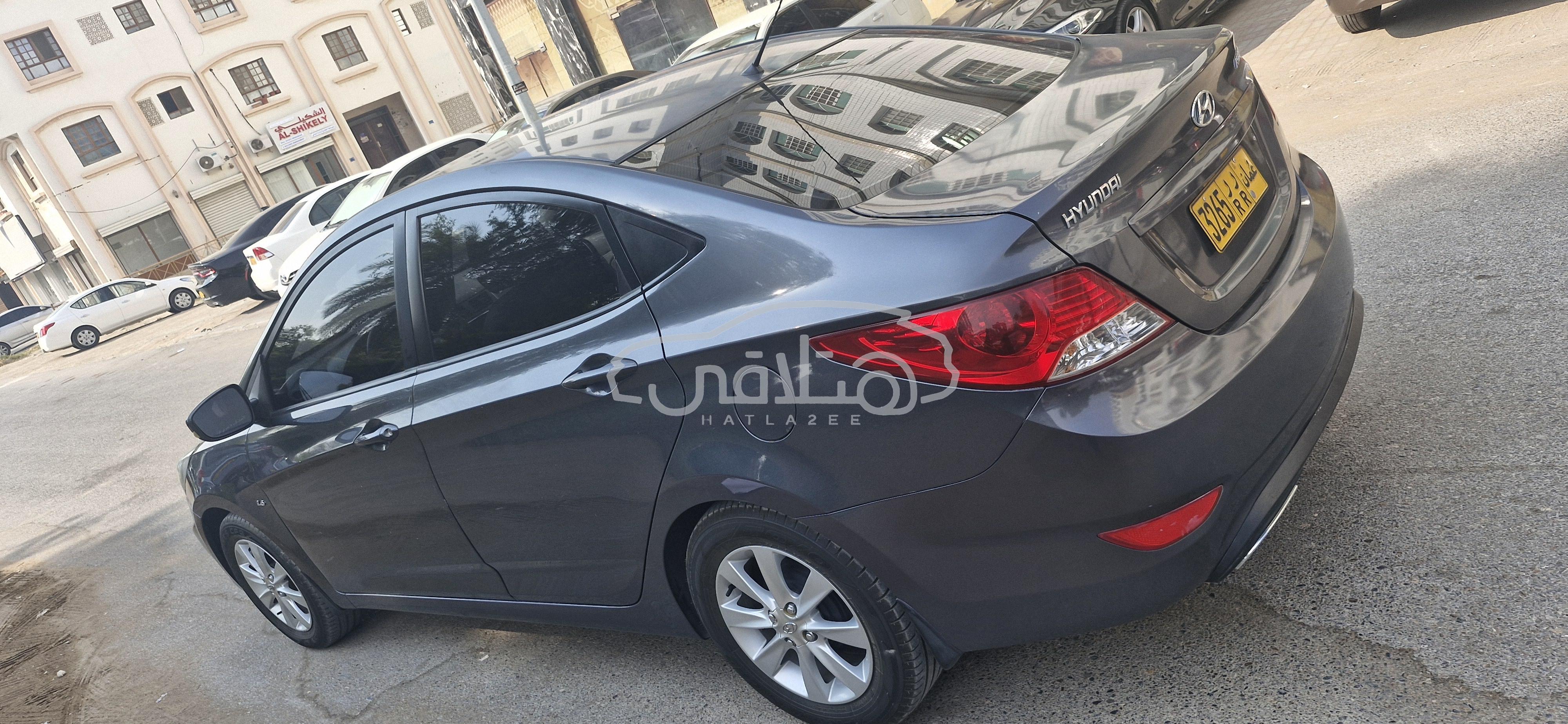 هيونداي اكسنت 2013 للبيع الغبرة
