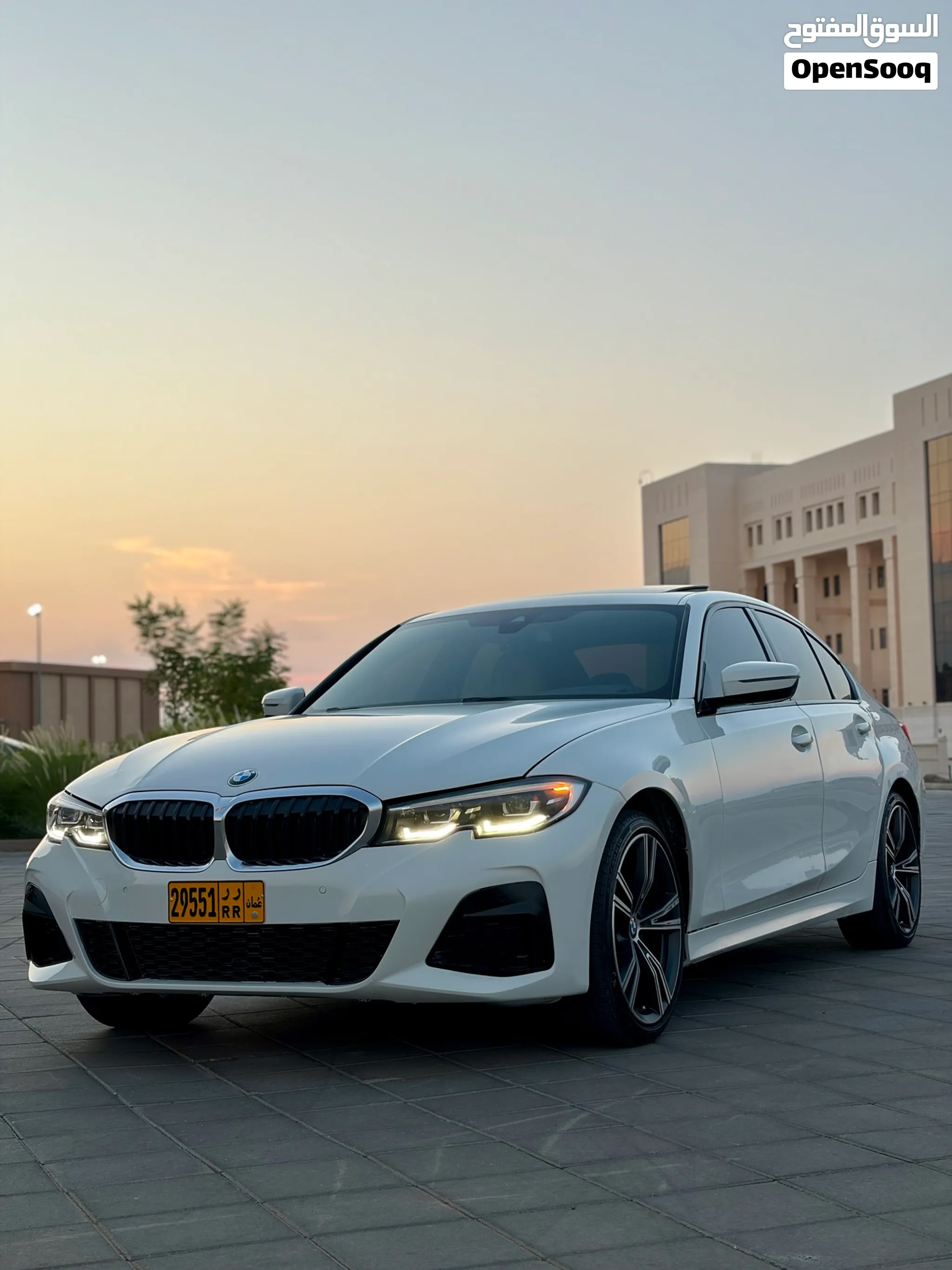 للبيع BMW 330i M Sport موديل 2022