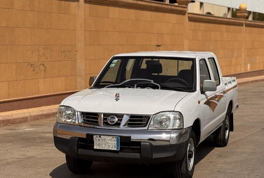 نيسان داتسون 2015 للبيع الرياض
