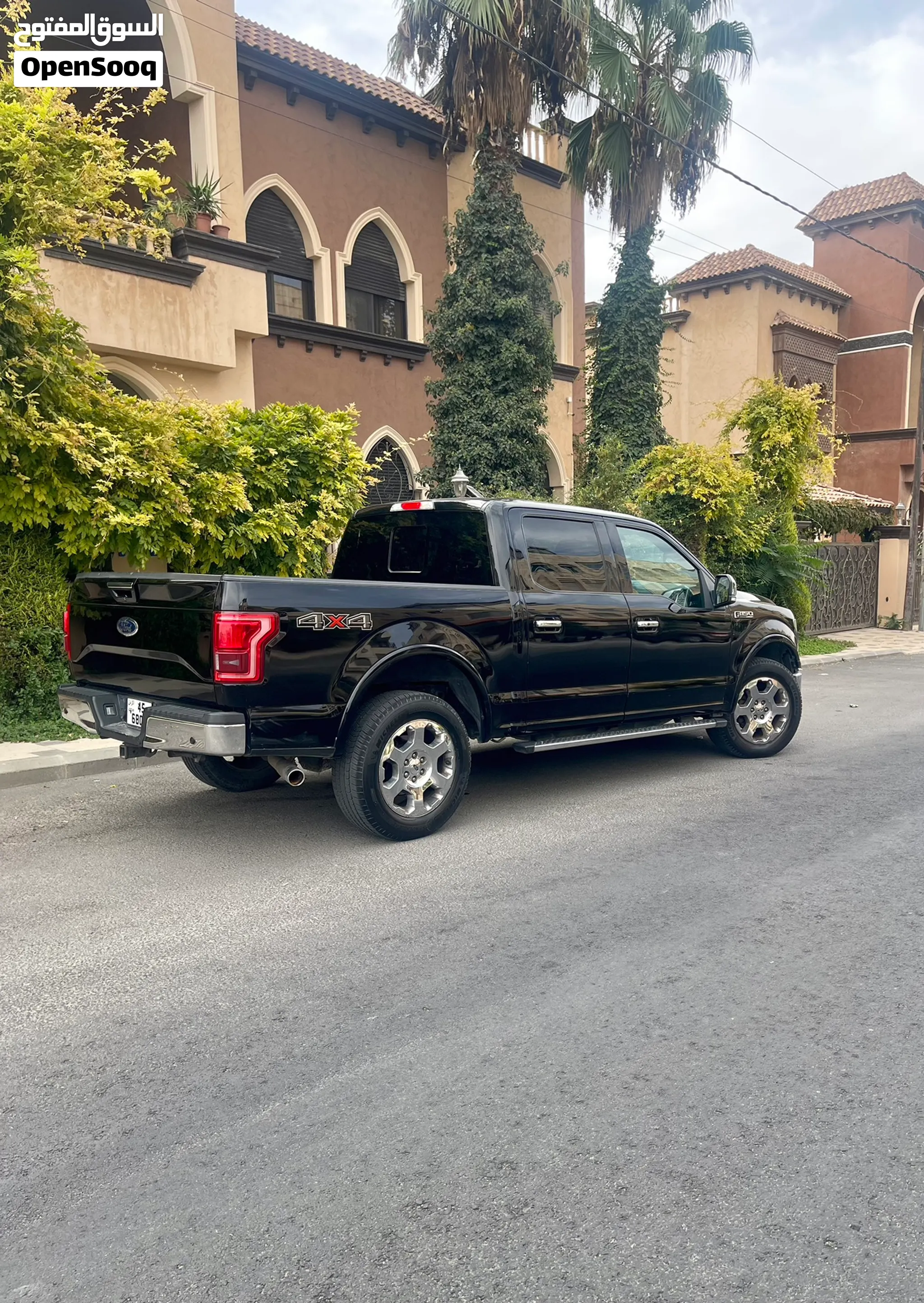 فورد F-150 لاريت لون اسود فل كامل بسعر مغري