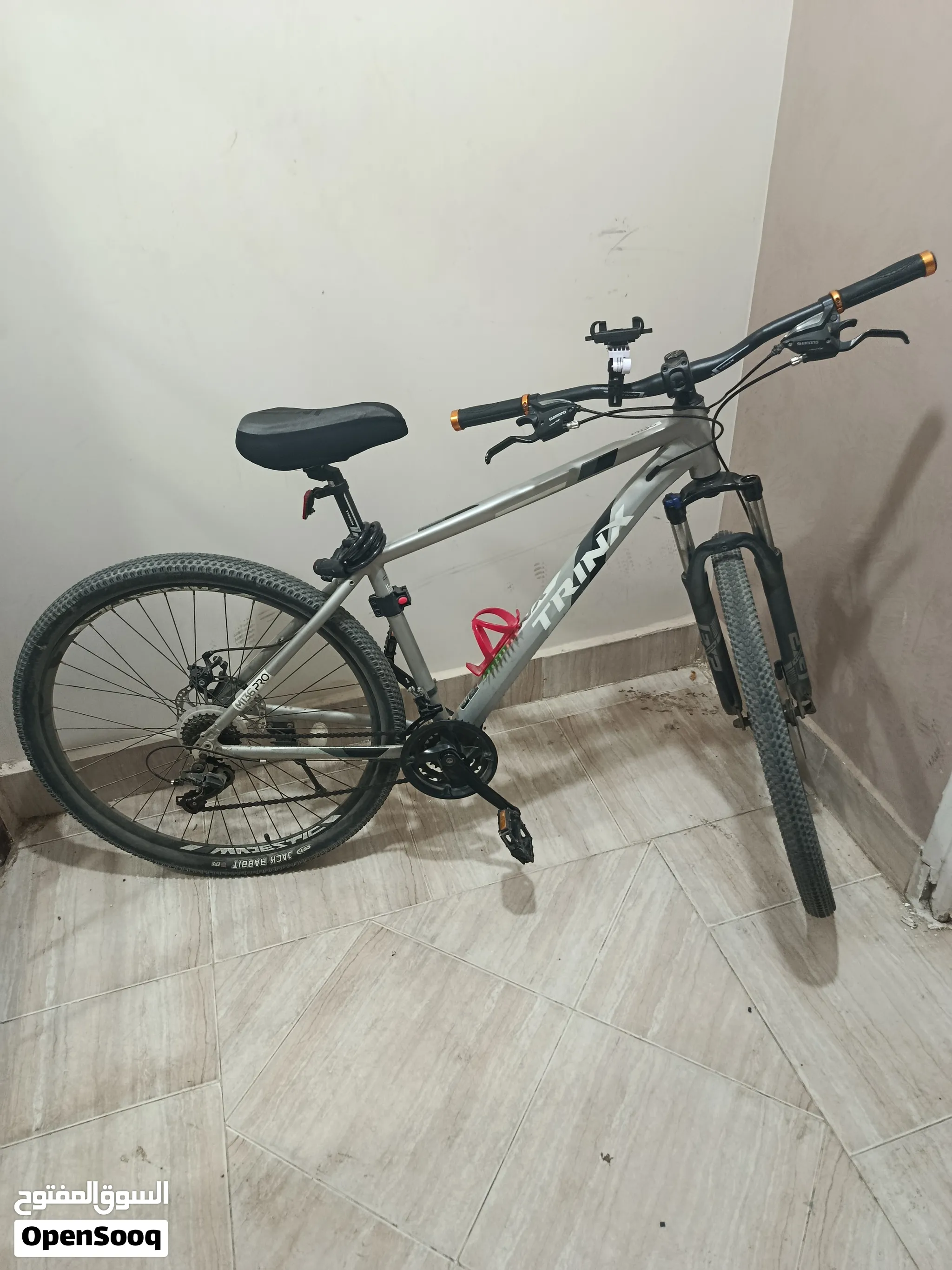 Trinx M136