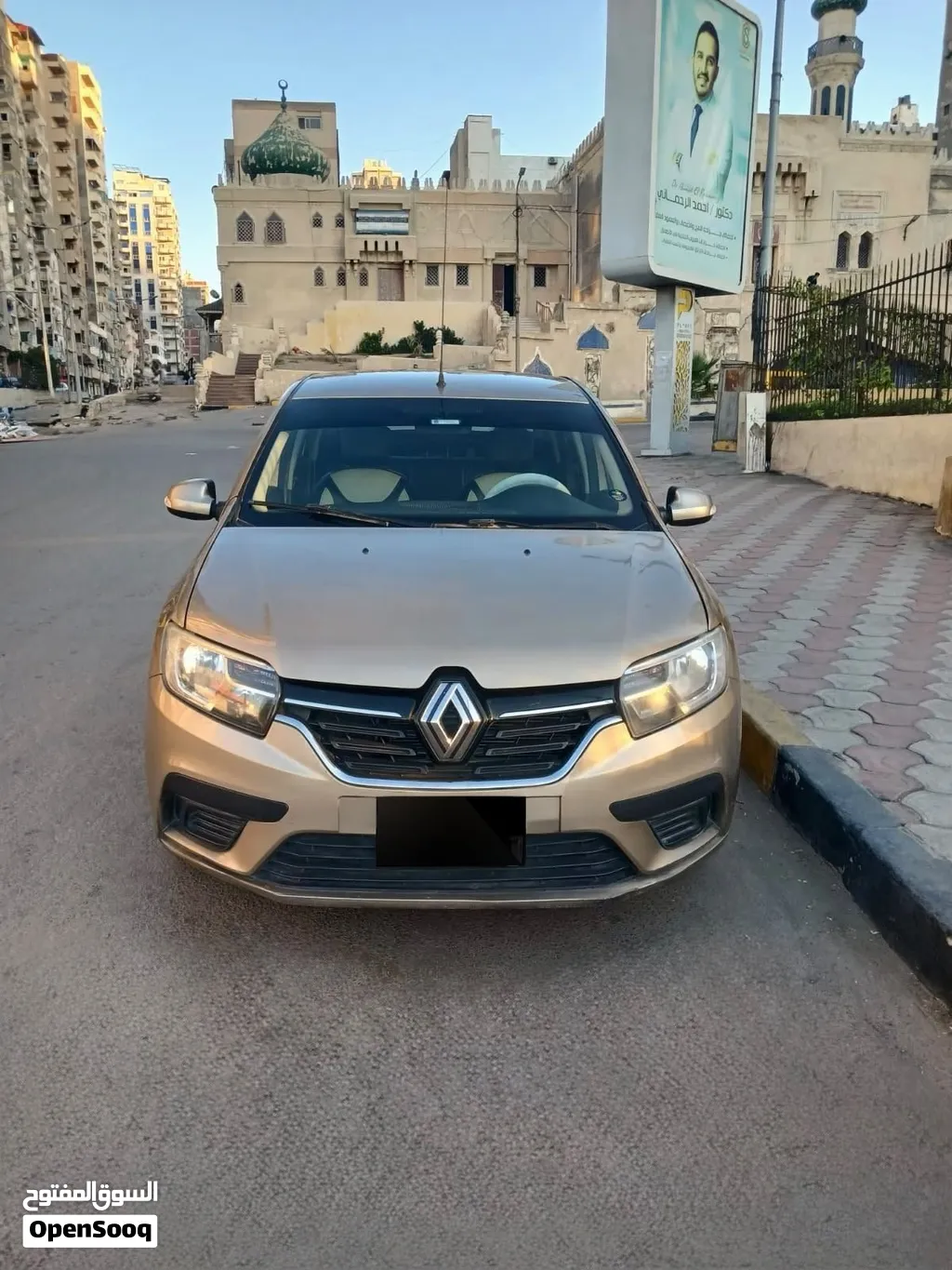رينو لوجان 2020 فابريكه بالكامل بحالة الزيرو