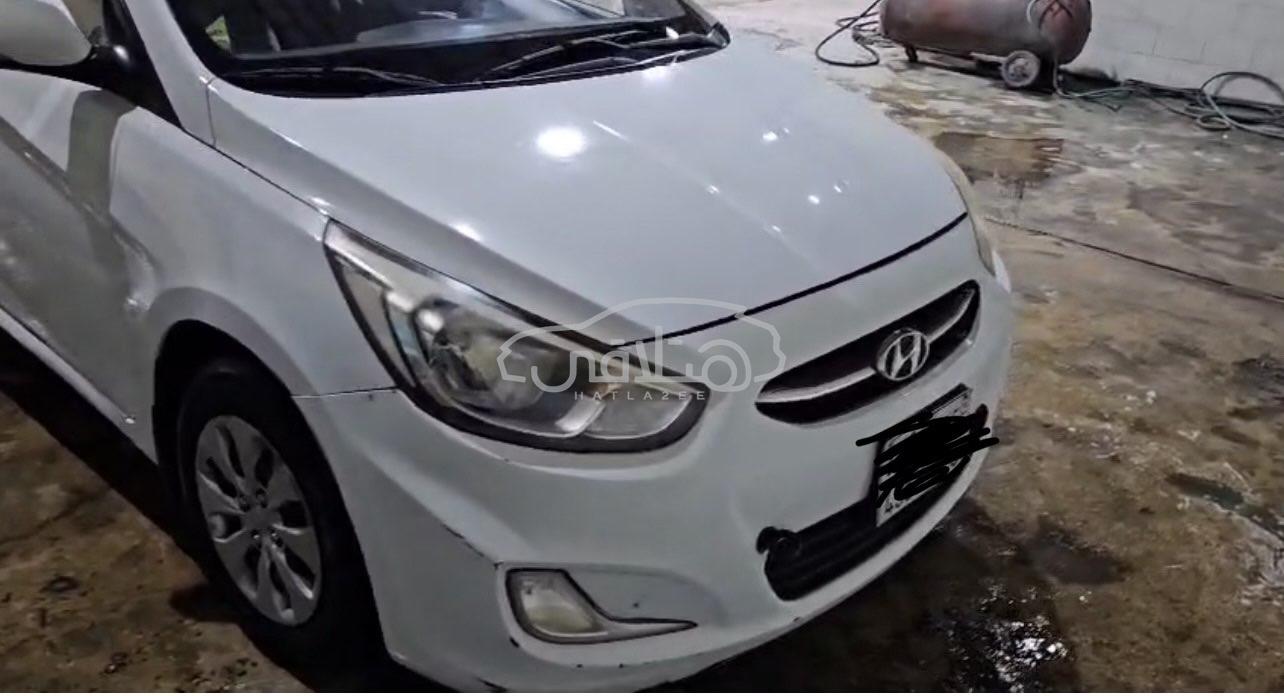 هيونداي اكسنت 2015 للبيع الخرج