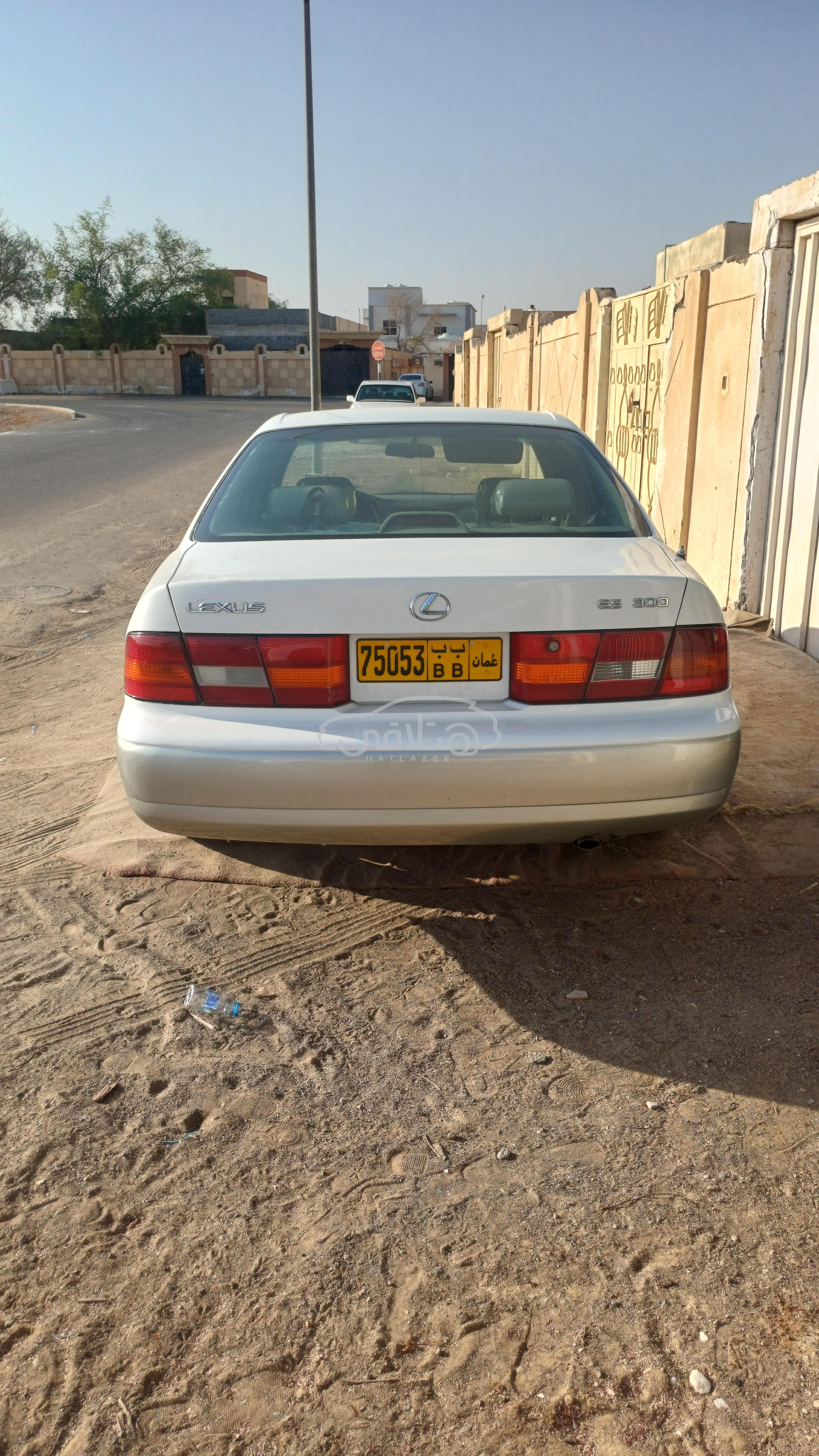 لكزس ES 350 2000 للبيع البريمي
