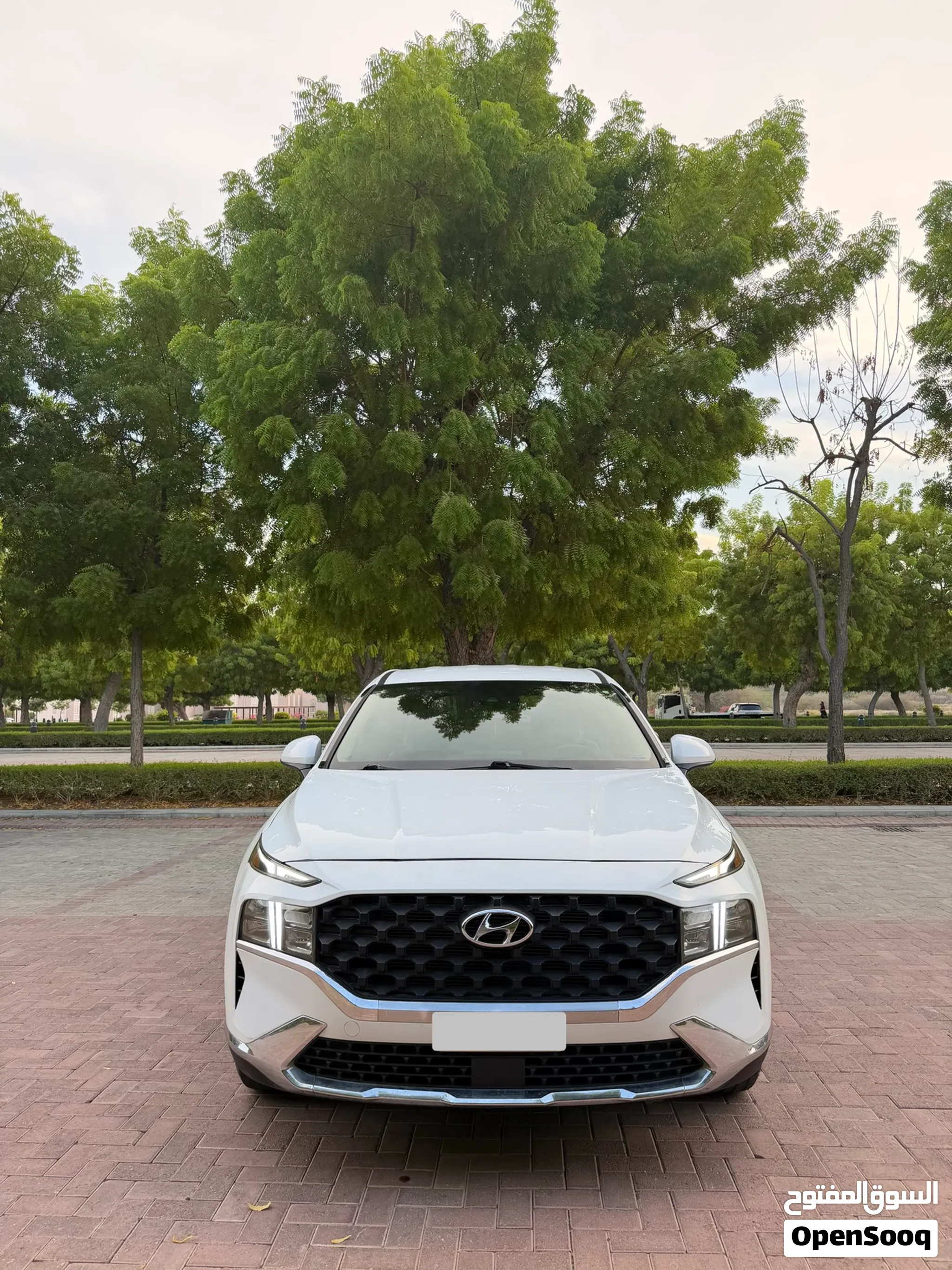 HYUNDAI SANTAFE SE 2022