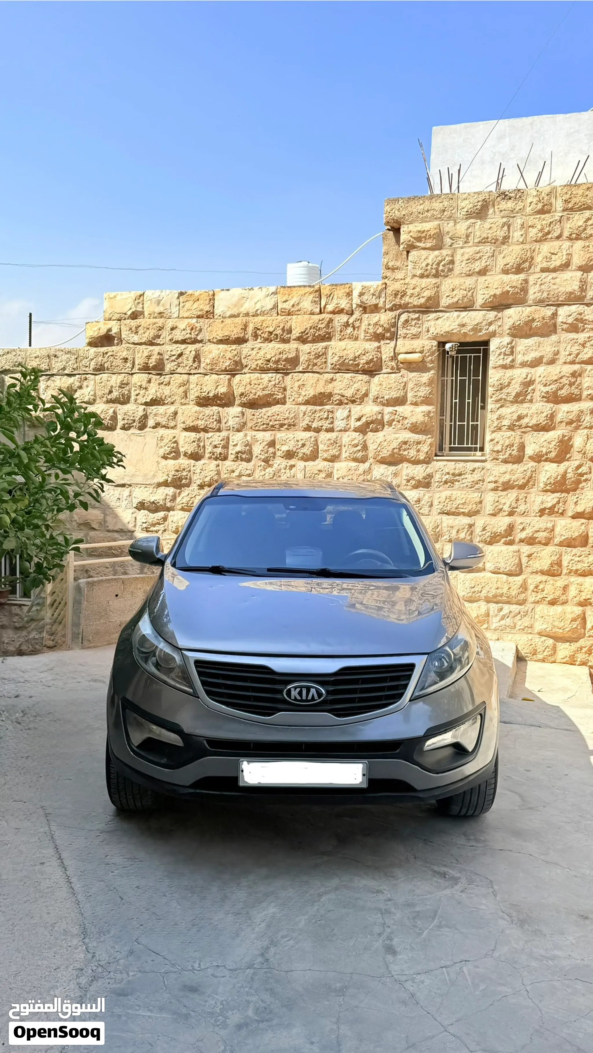 سبورتاج 4/4 بوية شركة 2014 بوضع ممتاز