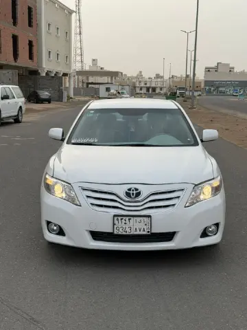 كامري 2010 مستعملة أوتوماتيك ممشى 450 كم