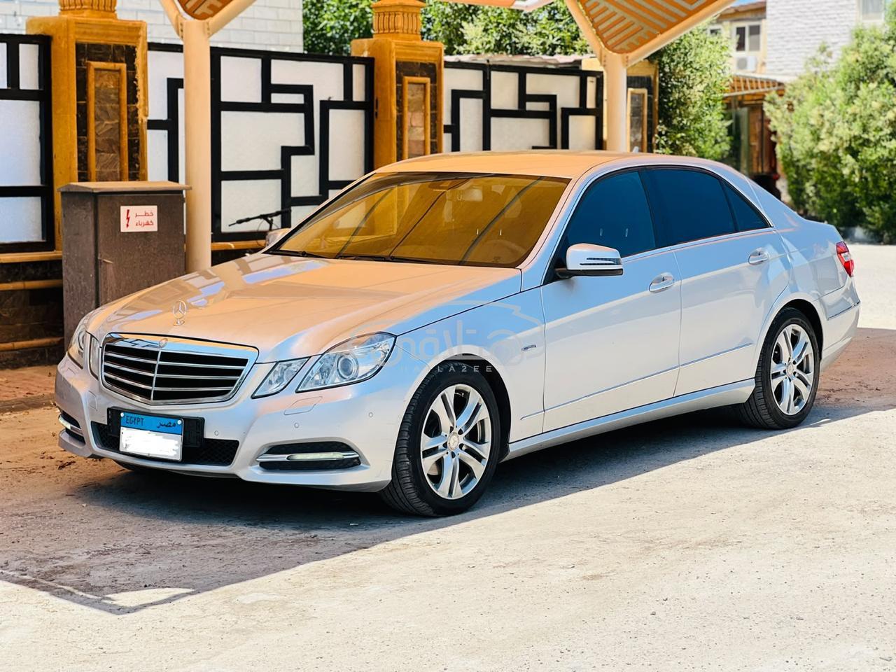 مرسيدس E 200 2012 للبيع 6 أكتوبر