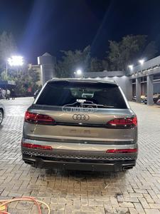 القرش اودي Q7 2026 للبيع