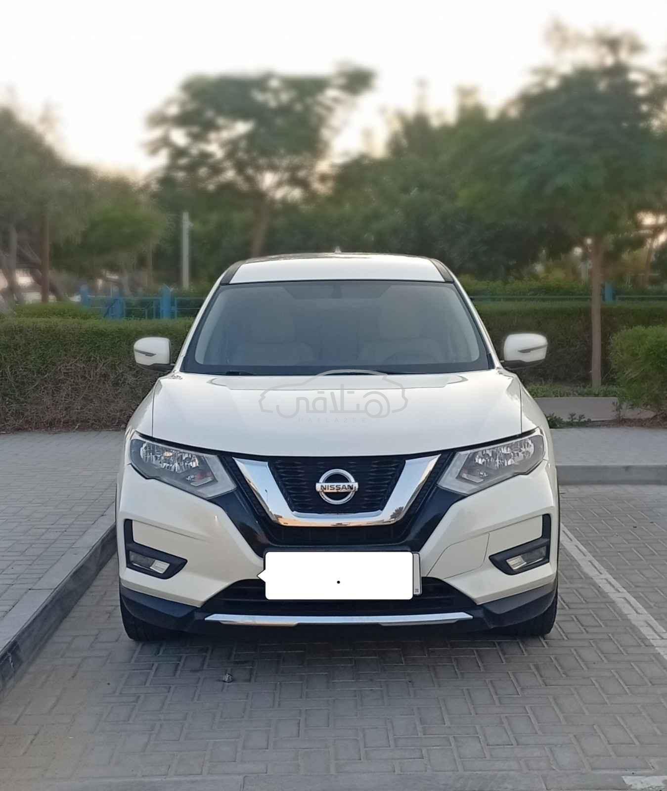 نيسان اكس تريل 2021 للبيع دبي