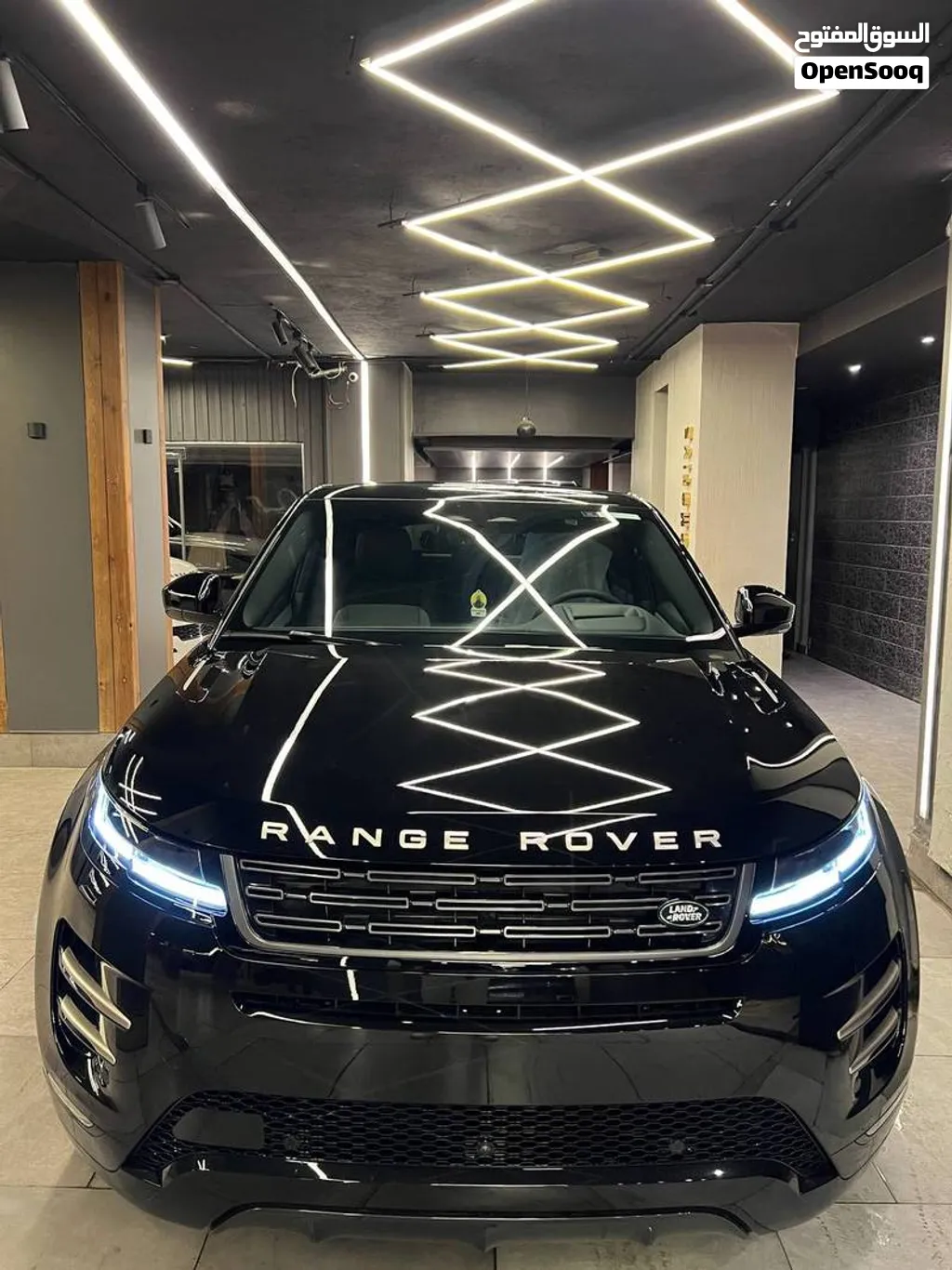 Range Rover Evoque 2026 R-Dynamic Hoxton Edition Wakel