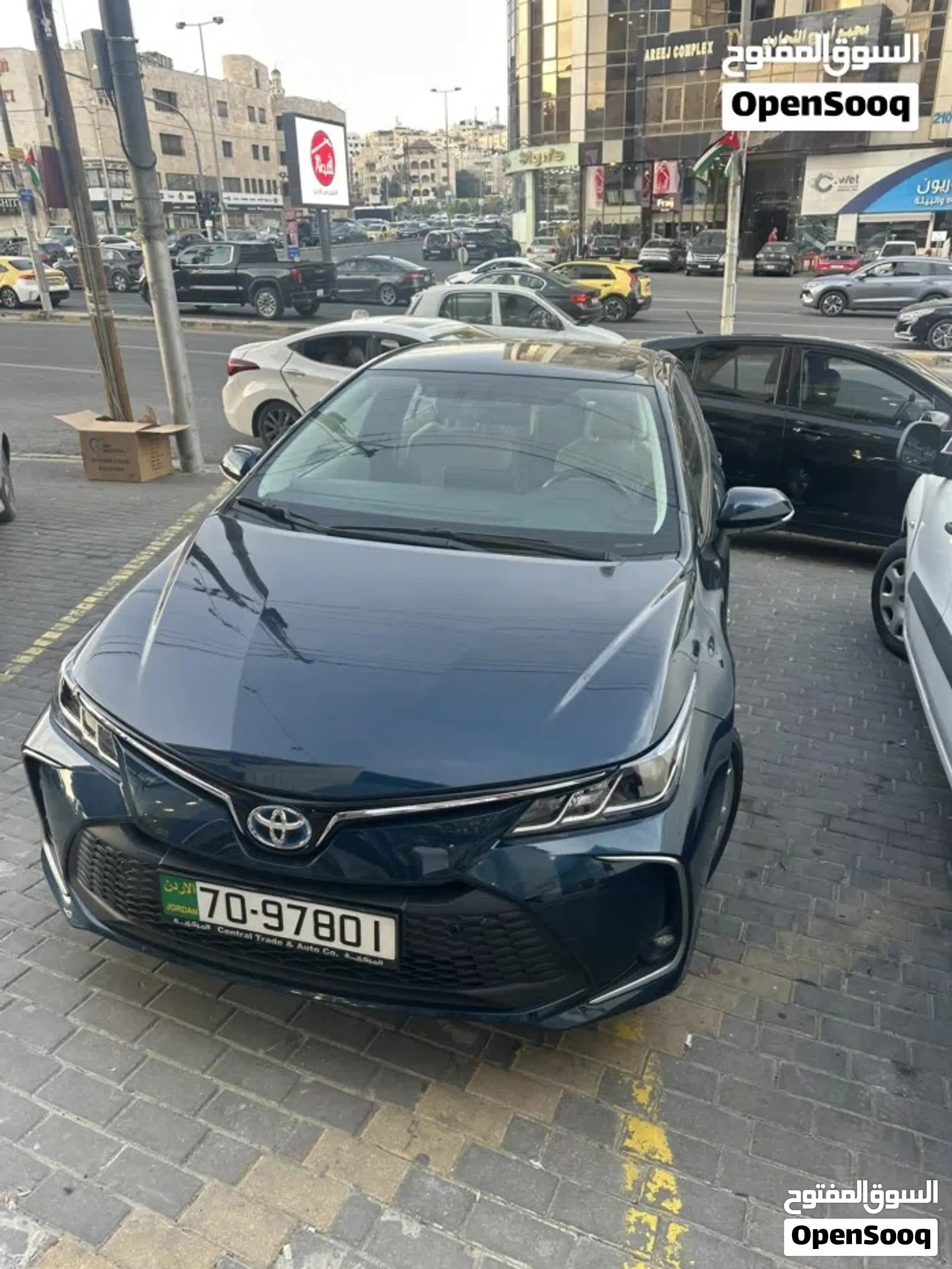 تويوتا كورولا هايبرد 2025