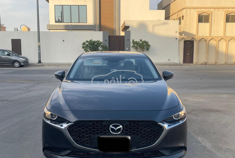 مازدا 3 2025 للبيع الرياض