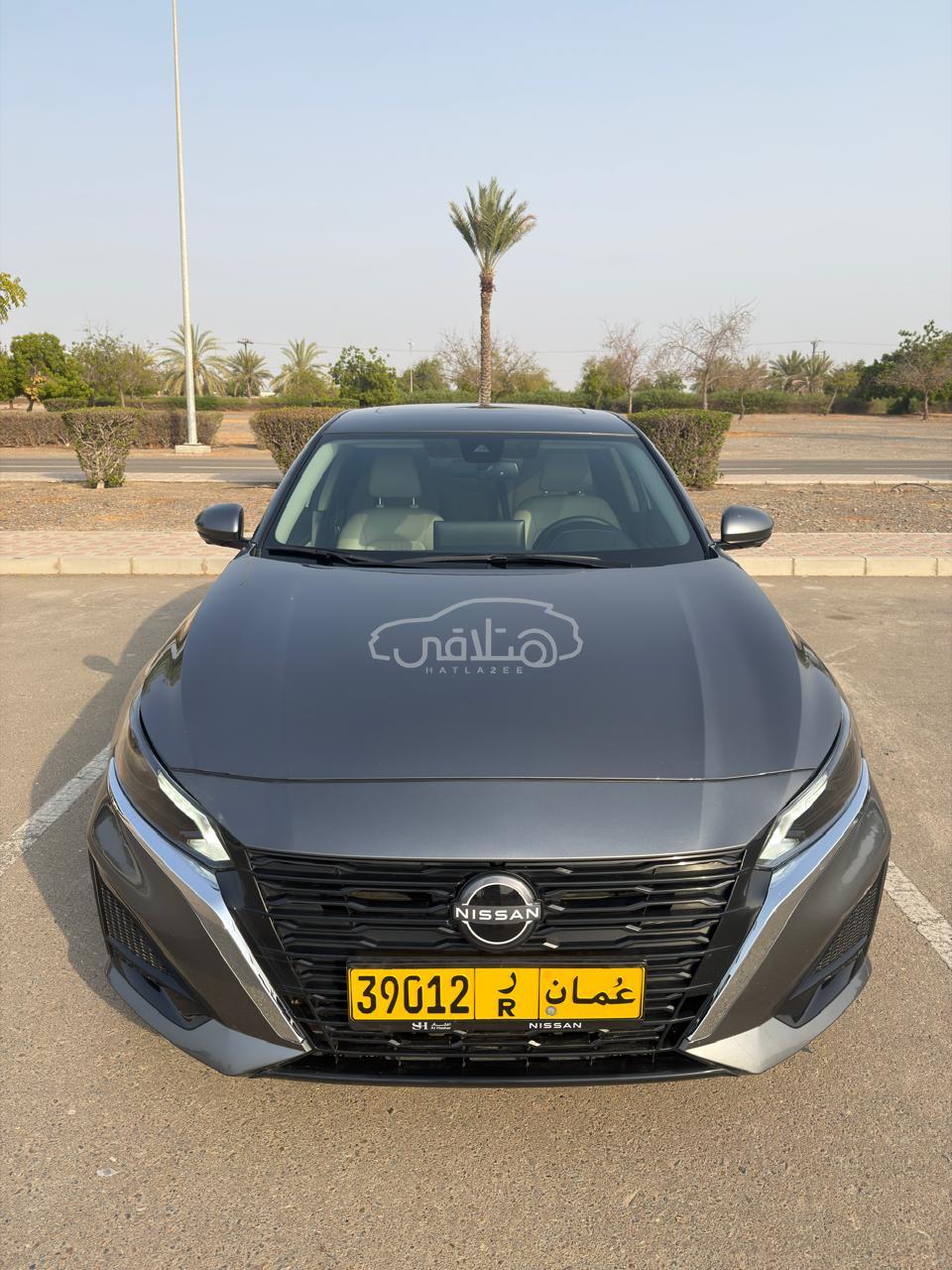نيسان التيما 2025 للبيع صحار
