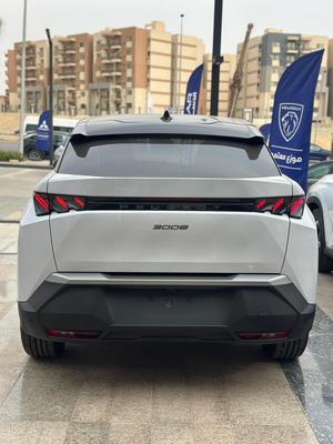 الاسمر بيجو 3008 2027 للبيع