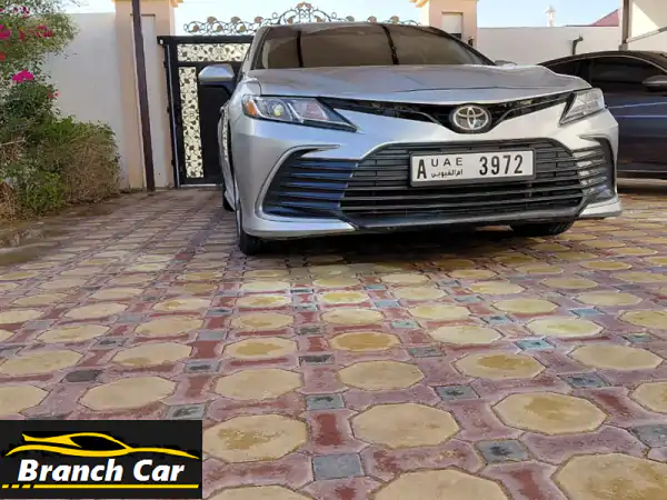 تويوتا كامري 2022 للبيع في أم القيوين - ممشى 65 ألف كم |...