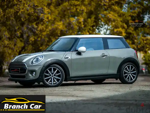 ميني كوبر تيربو 2020 رمادي | صيانة وكالة | سعر مخفض | متعة قيادة لا تضاهى (MINI COOPER TURBO)