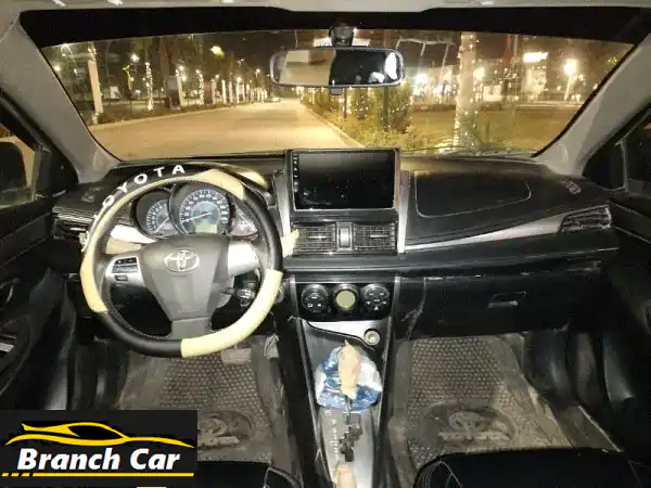 فرصة لا تعوض: تويوتا ياريس 2014 فضي - اقتصادية،...