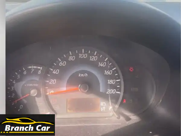 ميتسوبيشي فضية صغيرة للبيع: 83 ألف كم فقط، بحالة ممتازة بـ 12,500 درهم - رفيقك المثالي في المدينة!