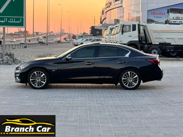 امتلك الأناقة والفخامة: انفنتي Q50 2018 أسود فل أوبشن – فرصة لا تعوض في البحرين!