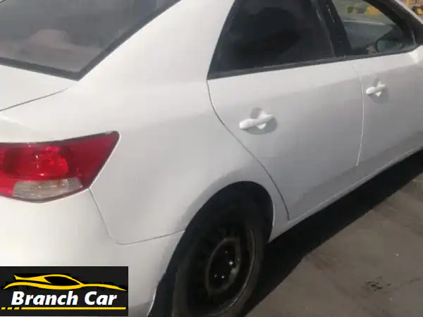 كيا سيراتو 2012 أوتوماتيك للبيع: محرك وجير ممتازين،...