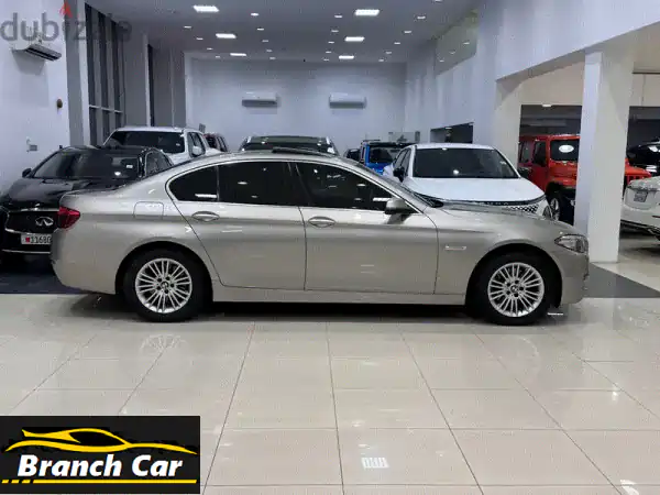 BMW 520i 2014 فضي فل اوبشن - رفاهية وأداء بسعر لا يُقاوم في البحرين!