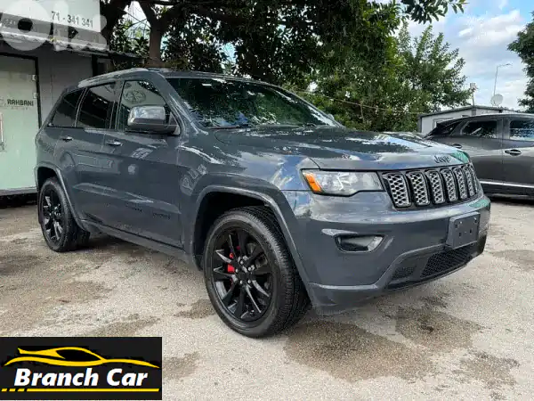 اكتشف القوة والفخامة: جيب جراند شيروكي 2018...