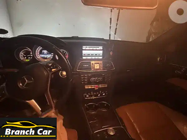 امتلك الفخامة الألمانية! مرسيدس E-Class 2014 - أسود...