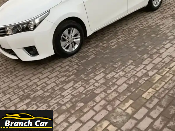 تويوتا كورولا 2018 GL | أبيض لؤلؤي ملكي | بحالة المصنع...