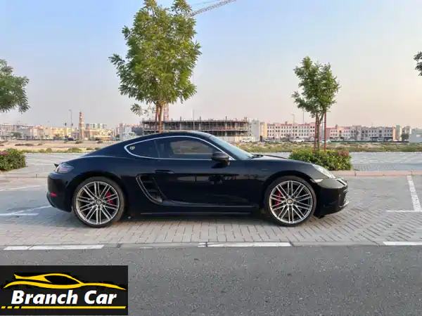 فرصة نادرة: بورش كايمن 718 موديل 2018 - 60 ألف كم فقط | كالجديدة وبدون حوادث!