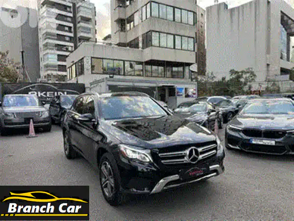 امتلك الفخامة والعملية: مرسيدس GLC 300 4Matic 2017 | كارفاكس نظيف | أداء مبهر