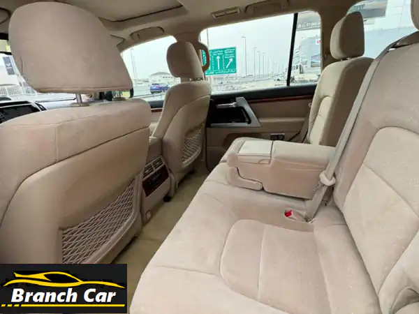 تويوتا لاند كروزر VXR 2014 أبيض: فخامة 8 سلندر بانوراما – مواصفات كاملة للبيع في البحرين