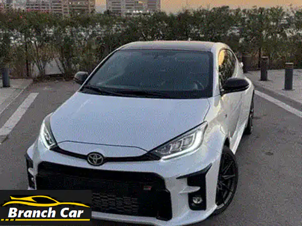 تويوتا يارس 2024 الجديدة كلياً: تجربة قيادة لا مثيل لها بانتظارك في BUMC!