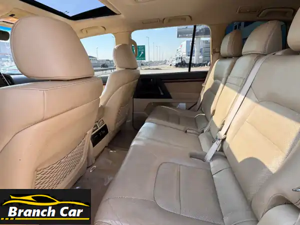 امتلك الأسطورة: تويوتا لاندكروزر GXR 2017 (أزرق) - فخامة، قوة، وعرض لا يعوض في البحرين!