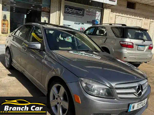 مرسيدس C300 موديل 2011: فخامة بحالة الوكالة | مالك واحد...