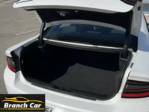 لا تفوّت! دودج تشارجر 2015 للبيع في البحرين | حالة ممتازة، ممشى قليل، أبيض وأنيق