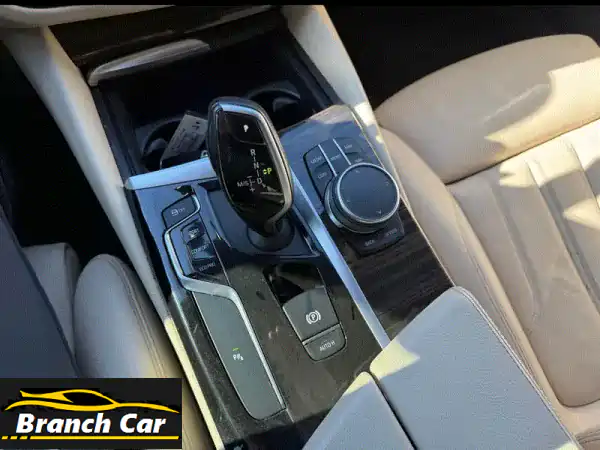 BMW الفئة الخامسة 2020 الفاخرة | 530i xDrive بيضاء نظيفة |...
