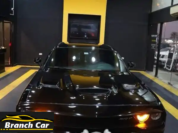 دودج SXT V6 مستوردة: فخامة سوداء ملكية وأداء لا مثيل له...