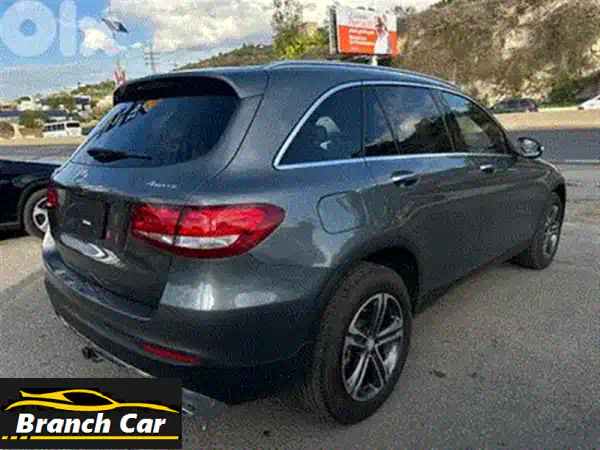 اغتنم الفرصة: مرسيدس GLC 2018 - دفع رباعي، فاخرة، صيانة كاملة وفحص جديد! (أبيض)