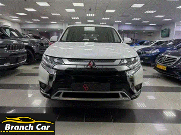 امتلكها الآن! ميتسوبيشي اوتلاندر 2022 خليجي - نظافة وكالة، تمويل 0% دفعة، جاهزة لمغامراتك!