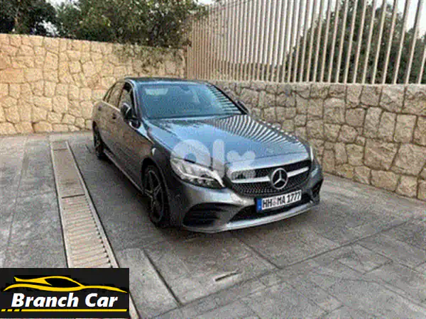 MercedesBenz CClass C180 avantgarde 2018 no damaged full options!