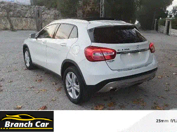 مرسيدس GLA 250 AMG 4MATIC 2018 | وارد أمريكي 33 ألف ميل | فل كامل بانوراما