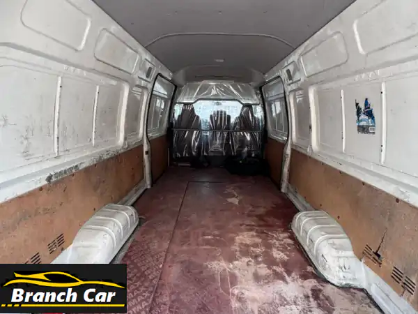 تويوتا هايس 2017 أبيض للبيع في البحرين | فان يدوي اقتصادي وموثوق | تأمين ساري