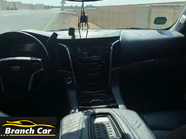 كاديلاك إسكاليد 2017 ذهبية للبيع | خليجي، أول مالك،...