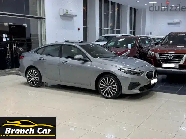 للبيع: BMW 218i 2023 رمادي - الفخامة والأداء بضمان المصنع...